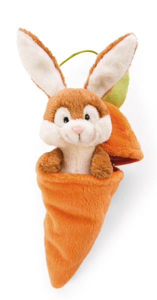 Pendant bunny in carrot